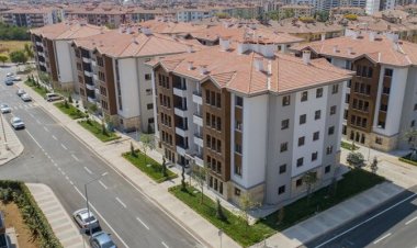 Eşler aynı anda kuraya giremeyecek