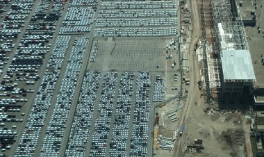 Yurt dışına gönderilen her iki araçtan biri Kocaeli'de üretildi