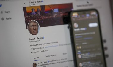 Trump’ın Twitter hesabı tekrar açıldı