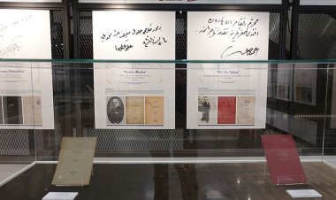 Fatih Edebiyat Günleri "İmzalı Kitapların Peşinde" sergisiyle başladı