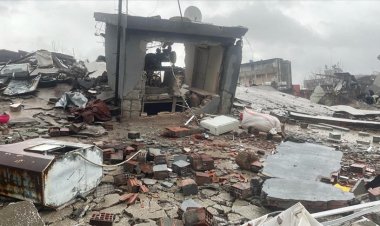 "Artçı sarsıntılar en az bir yıl sürecek"