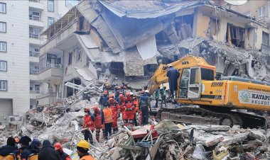 Depremle ilgili soruşturma başlatıldı: Malzemeden çalmışlar