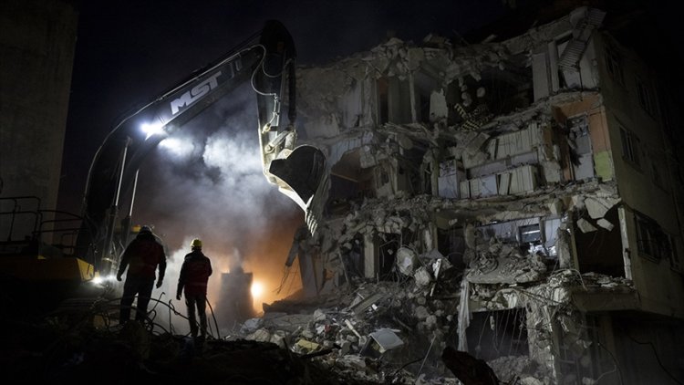 Yıkılan binalarla ilgili 120 kişi tutuklandı