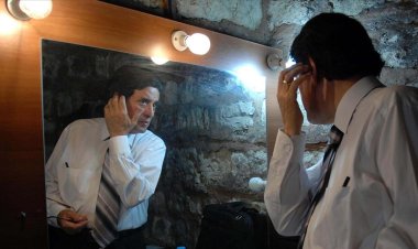 Türk popunun unutulmaz sesi: Erol Büyükburç