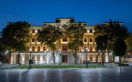 Sultanahmet Meydanı'ndaki eski Defter-i Hakani binası Ayasofya Müzesi oldu