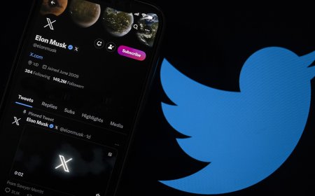 Twitter yeni logosuyla yayına başladı