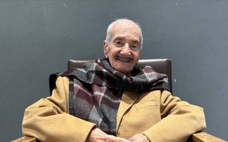 Usta senarist Safa Önal hayatını kaybetti