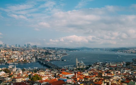 İstanbul, 6 ayda depremi unuttu