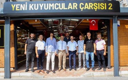 Depremzede kuyumcular ahşap prefabriklerde işbaşı yaptı