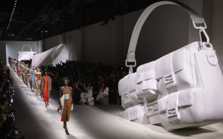 Fendi İlkbahar-Yaz 2024 defilesinde ünlüler geçidi