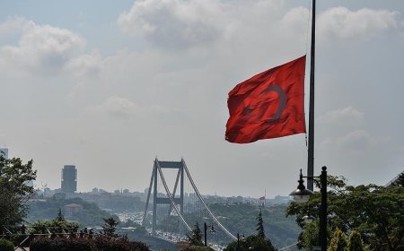 Türkiye'de 3 günlük milli yas ilan edildi