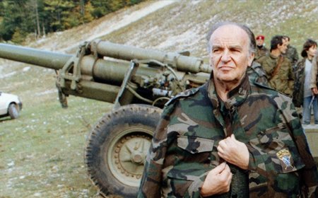 'Bilge Kral' Aliya İzzetbegoviç ve mücadelesi