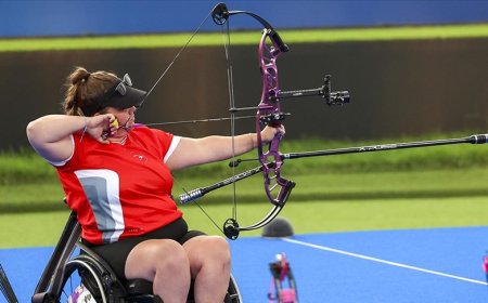 Milli okçu Öznur Cüre Girdi'den altın madalya