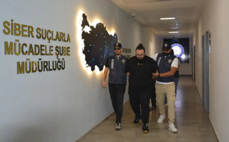 Jahrein müstehcenlik suçundan tutuklandı