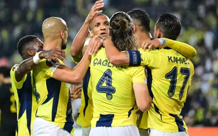 Fenerbahçe, Avrupa Ligi'ne 3 puanla başladı