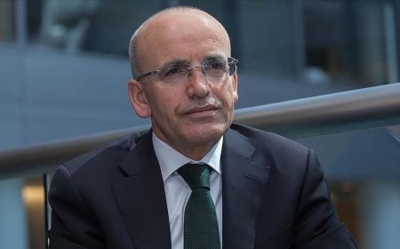 "Cari açığın milli gelire oranı yüzde 1'in altına geriledi"