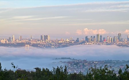 İstanbul'da bu sabah sis  var! Bazı vapur seferleri iptal edildi