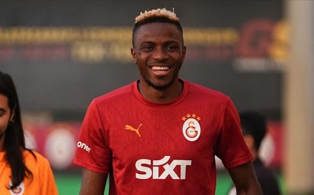 Victor Osimhen: İstanbul'da ailemle ve kızımla çok mutluyuz