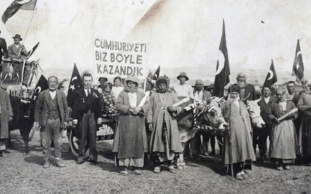 Bir fotoğrafın hikayesi: Cumhuriyeti biz böyle kazandık