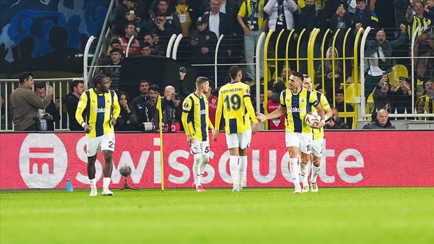 Fenerbahçe, Manchester United ile yenişemedi