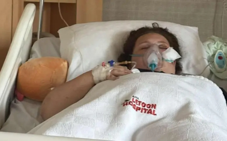 Ölüdeniz’de yemek yiyen İngiliz genç, tepesine inen yamaç paraşütüyle ağır yaralandı