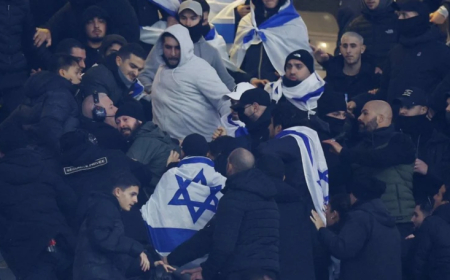 Fransa - İsrail maçında tribünlerde arbede, stadyum dışında protesto