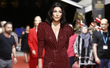 Eski manken Deniz Akkaya hakkında gözaltı kararı