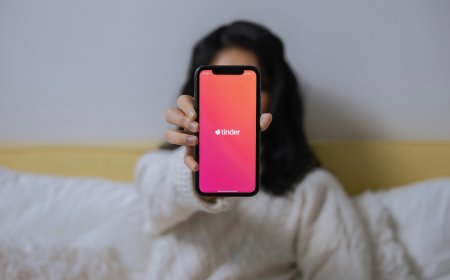 Tinder'a dava: Hassas verileri özel şirketlere sattı!