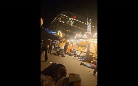 Almanya'da araç kalabalığın arasına daldı: Çok sayıda yaralı var