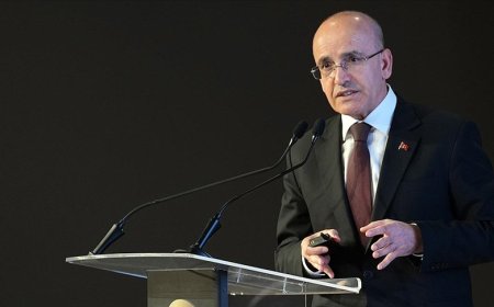 Bakan Şimşek: Küresel ekonomi Türkiye’nin lehine trendlere sahip
