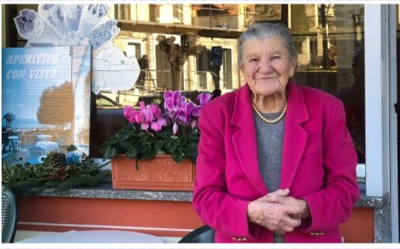 UZUN YAŞAMIN SIRRINI PAYLAŞTI 100 yaşında ve hâlâ işinin başında!