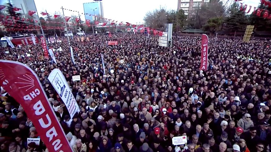 CHP'den asgari ücret mitingi: Geçim yoksa, seçim var!