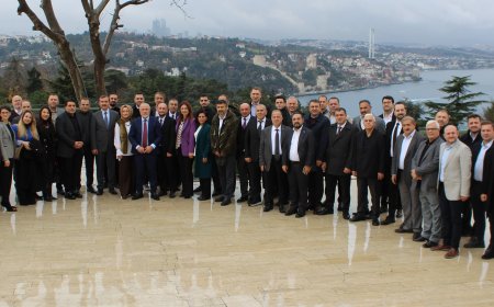 Perakendenin yol haritası bu zirvede çizildi